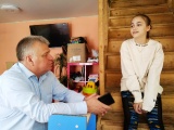 Депутаты-коммунисты продолжают опекать многодетную семью Марии Литвиненко-1