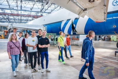 Выпускники Нововоронежского политехнического института приобщились к отечественному авиастроению-4