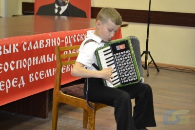 Товарищ, верь: взойдёт она, звезда пленительного счастья!-2