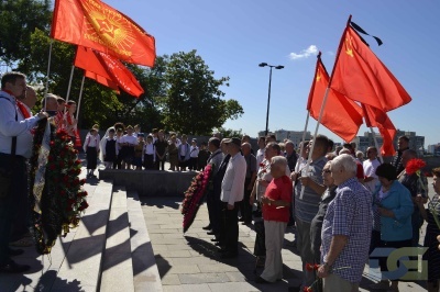 Будем достойны подвига поколения победителей фашизма!-1