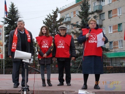 Красный Октябрь в Острогожске-1