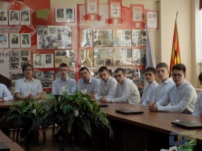 Депутаты от КПРФ встретились с учащимися Семилукского политехнического колледжа-3